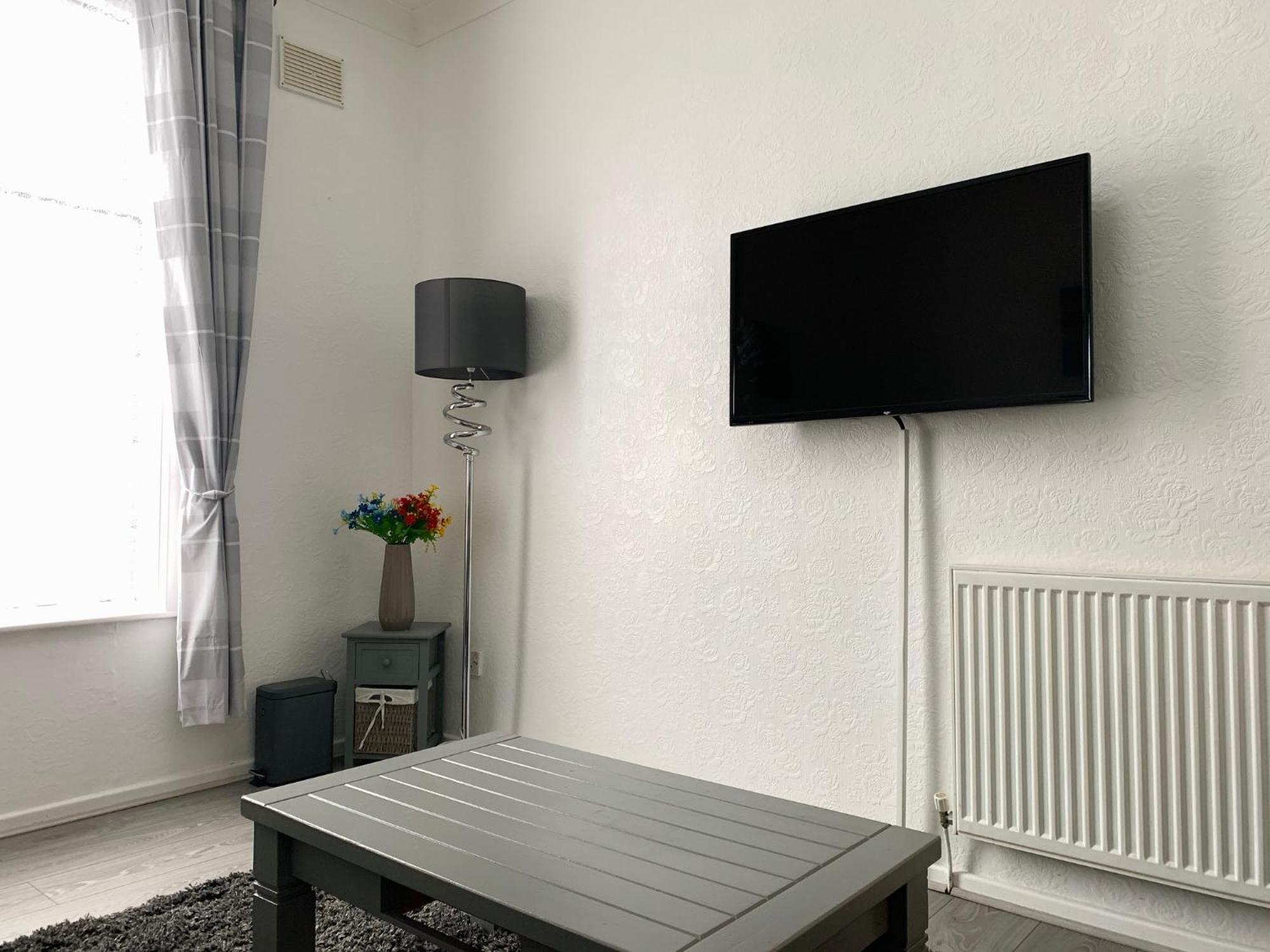 The Whitehouse Holiday Apartments Blackpool Dış mekan fotoğraf