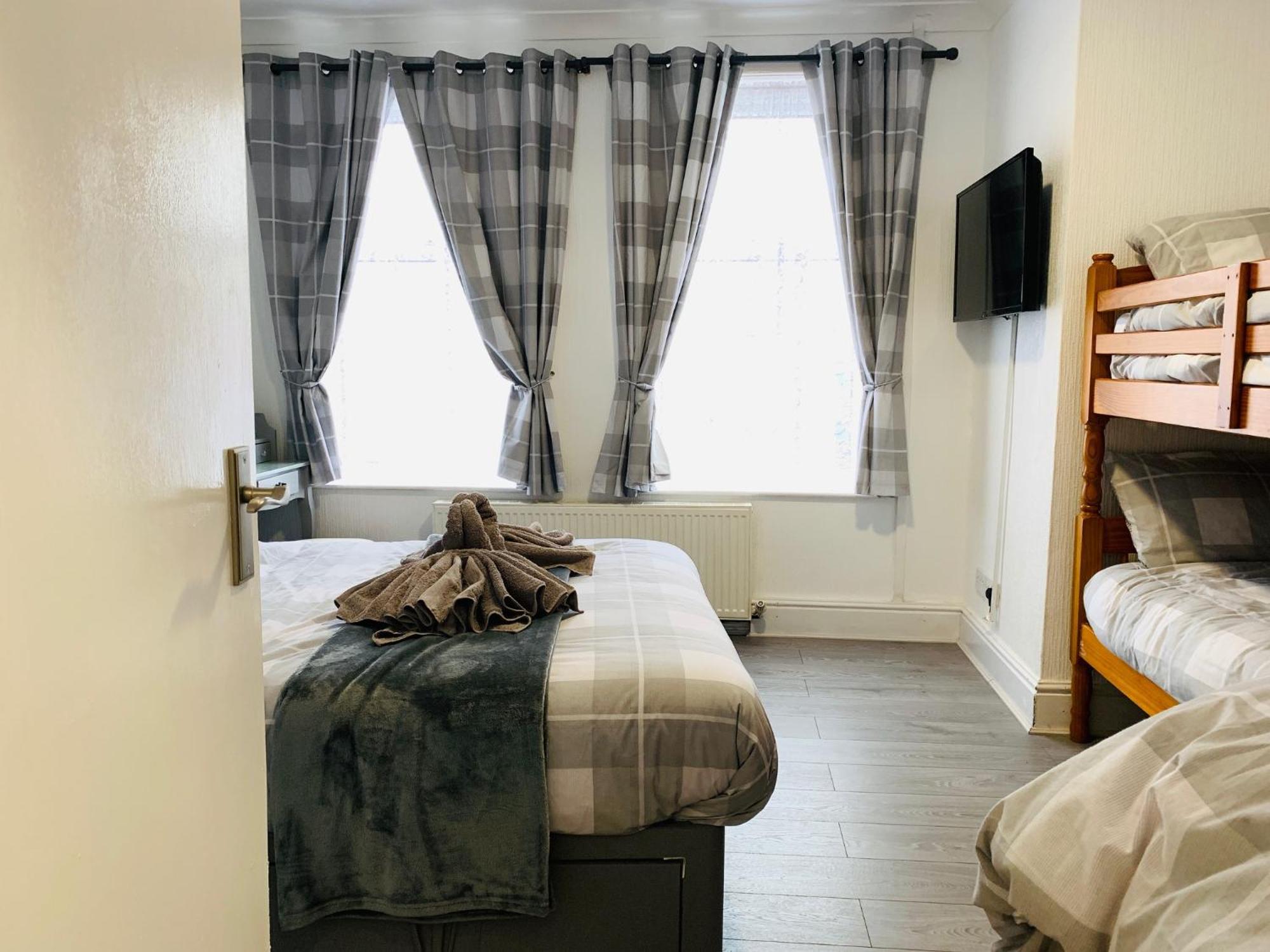 The Whitehouse Holiday Apartments Blackpool Dış mekan fotoğraf